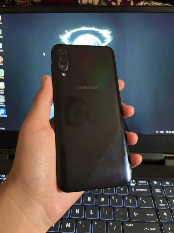 Samsung A30s 1