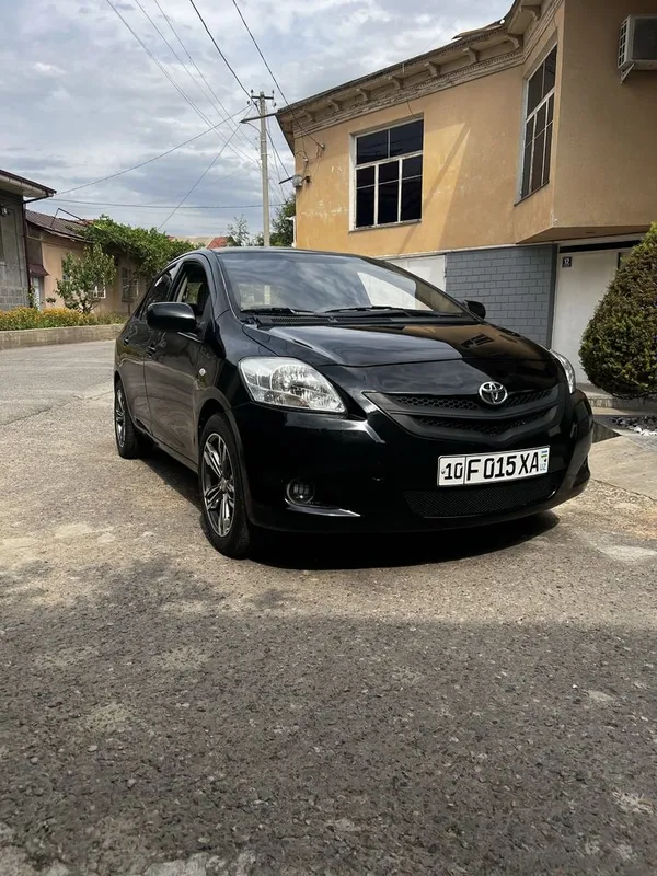 Toyota Yaris 1.5 Automatic 2006 Metan 4 pak 4900$ 2