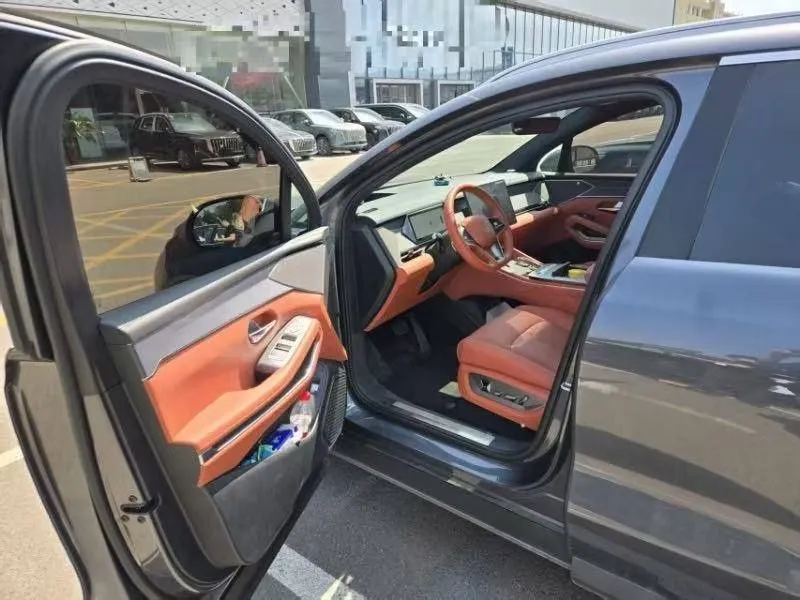 BYD Tang L, полный привод электричка 6