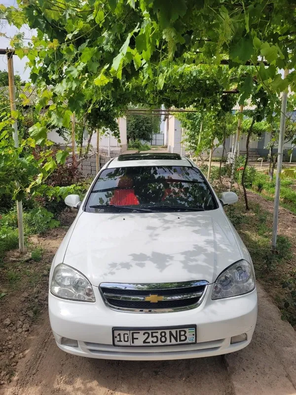 Lacetti 1.6 2013