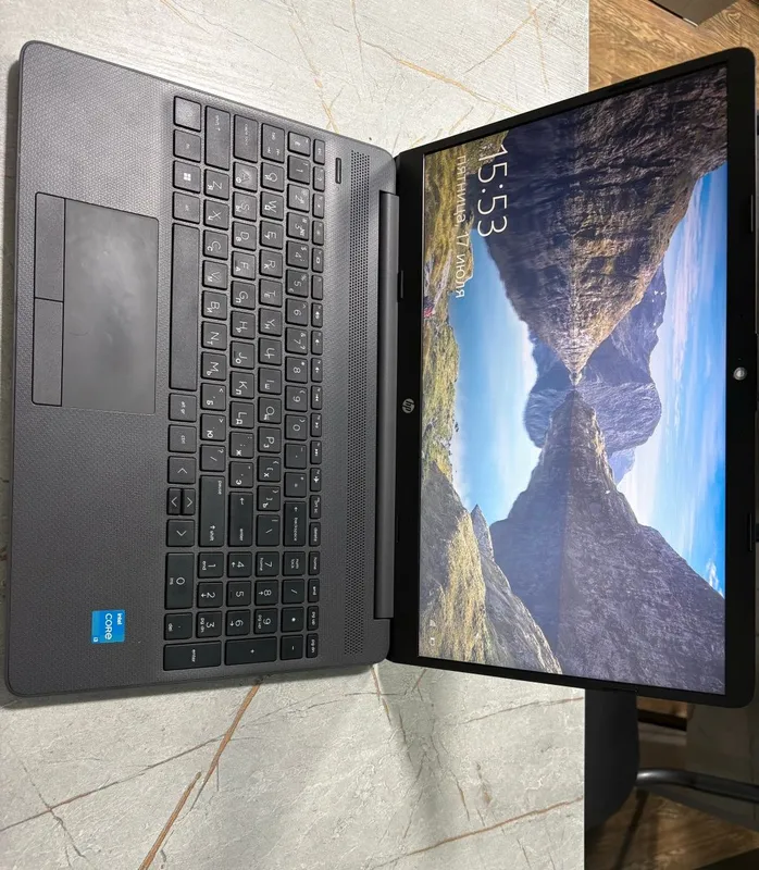 HP Noutbook i 3 core 5 HP Noutbook i 3 core 5