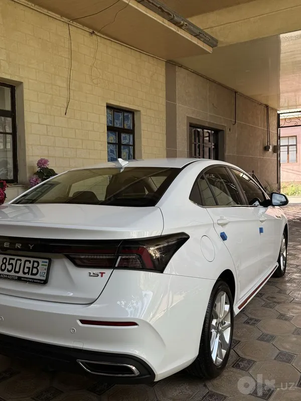 Chery arizo 6 pro. Mator hajmi: 1,5 turbo. 3 Chery arizo 6 pro. Mator hajmi: 1,5 turbo. 3