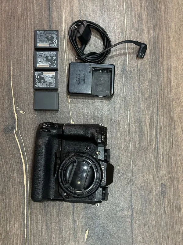 Продается Fujifilm Xh-1 Объектив 18-55 f2.8-4