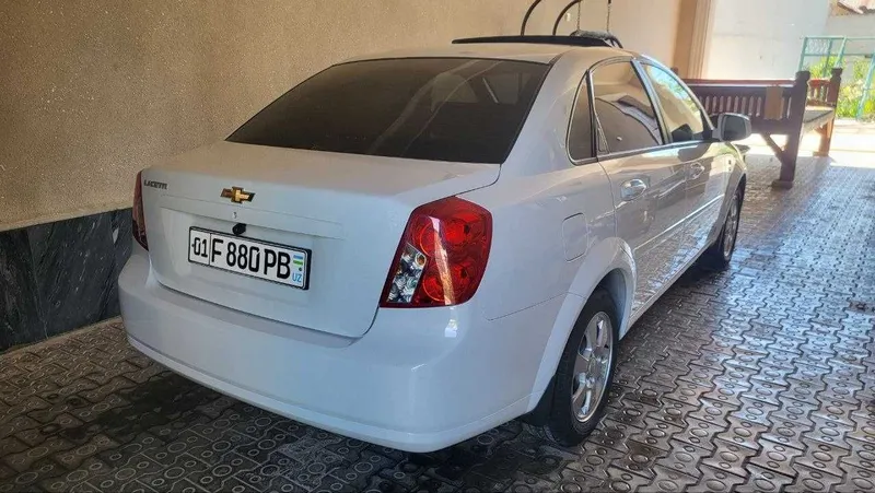 Продаётся Chevrolet Gentra 3 позиции 5
