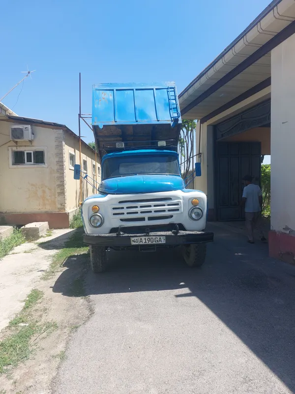 Zil 130