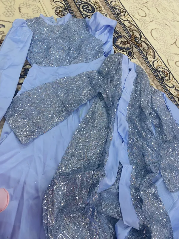 Вечернее платье + абайя, надевались 1 раз 4 Вечернее платье + абайя, надевались 1 раз 4