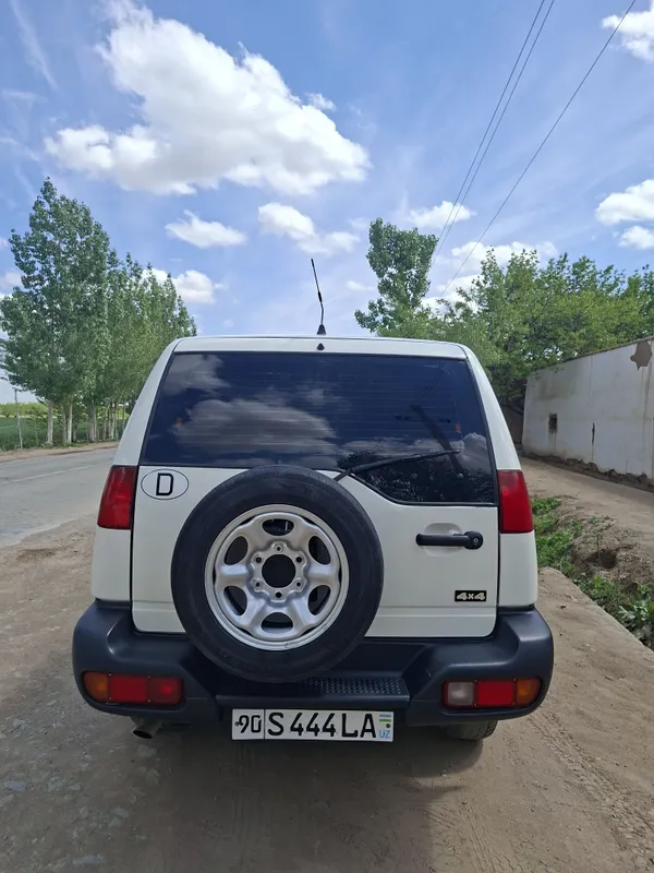 FORD MAverick 1996 ( Analog- Nissan Terrano II ) 4 FORD MAverick 1996 ( Analog- Nissan Terrano II ) 4