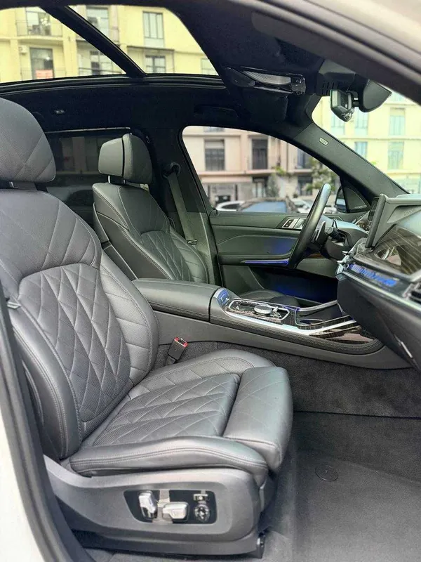 Sotuvda BMW X7 xDrive 40i — фото 6