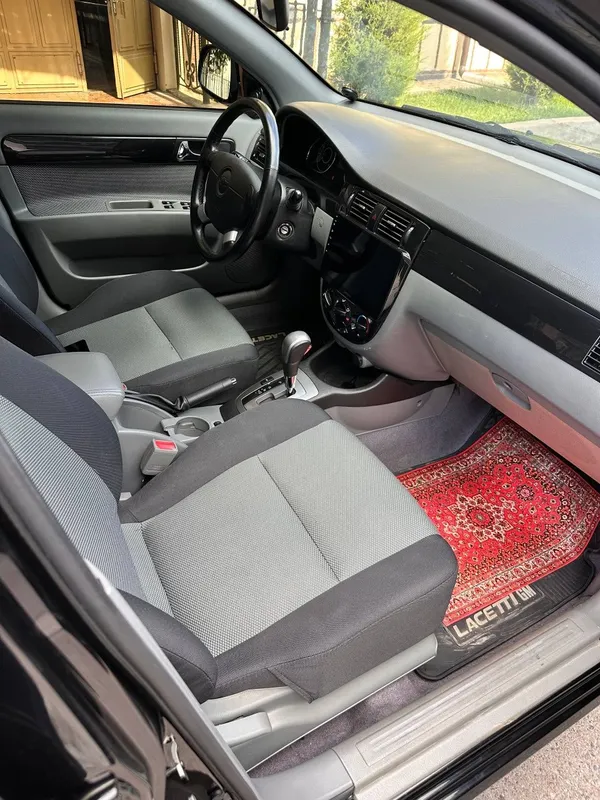 Chevrolet jentra 6