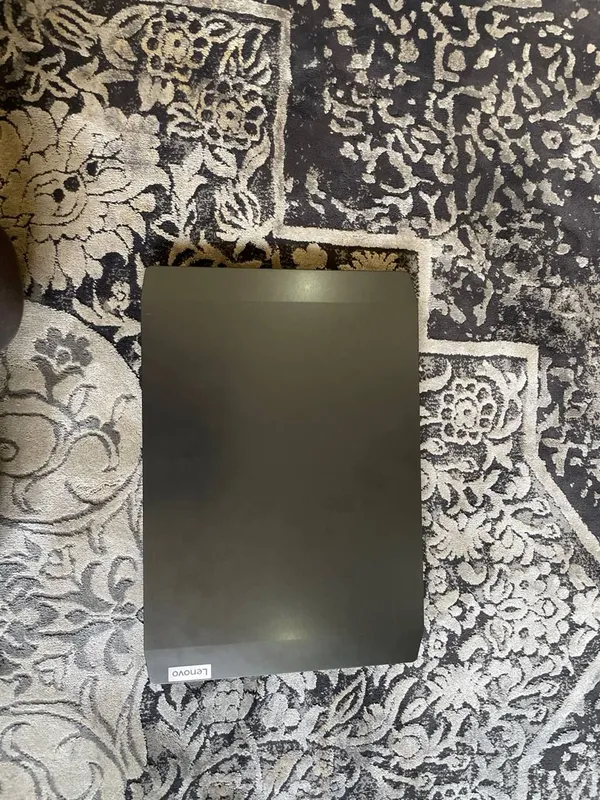 ноутбук, компания Lenovo игровое хорошее состание ноутбук, компания Lenovo игровое хорошее состание