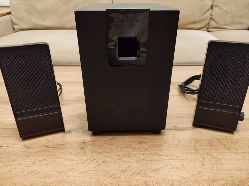UPS MGE NOVA AVR 625, Powercom 500/600