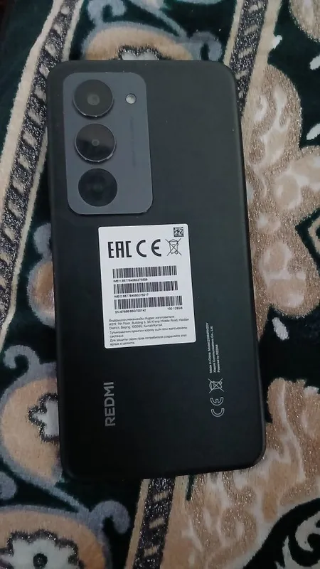 Redmi 15 sotiladi karobka dakument bor olinganiga endi 2 oy buldi