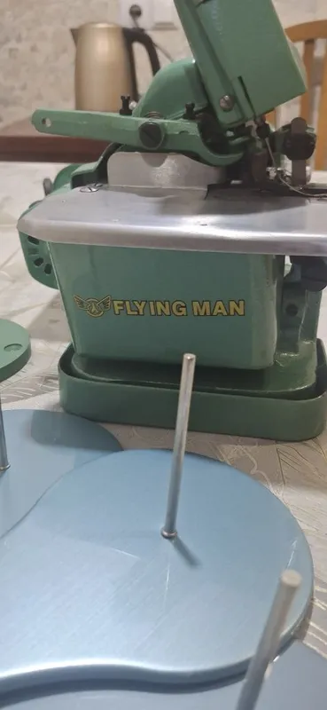 Оверлок Flying Man GN1-2 , 3-ниточный 3 Оверлок Flying Man GN1-2 , 3-ниточный 3