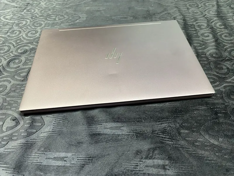 Nootebook Hp envy limited