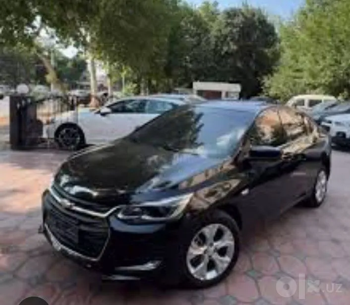 Автомобиль Onix продаётся 1 Автомобиль Onix продаётся 1