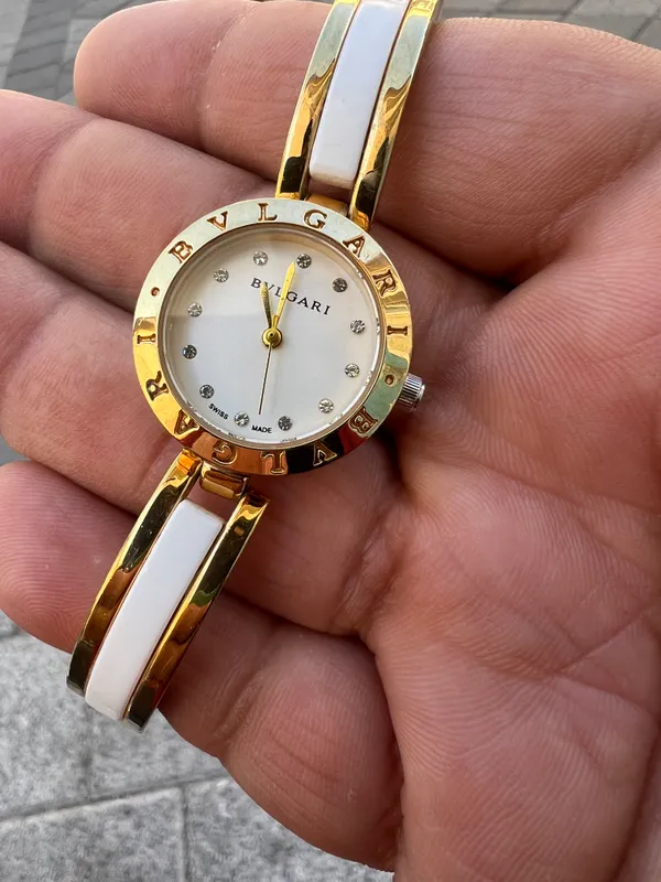 Женские часы позолото Bulgari