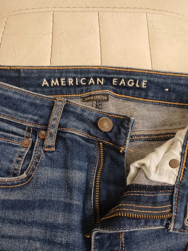 Джинсы American Eagle