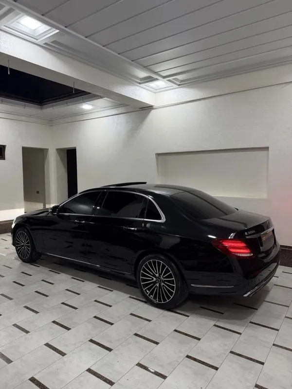 Mercedes Benz W213 E300L Long Zo'r narx Noyob versia — фото 3