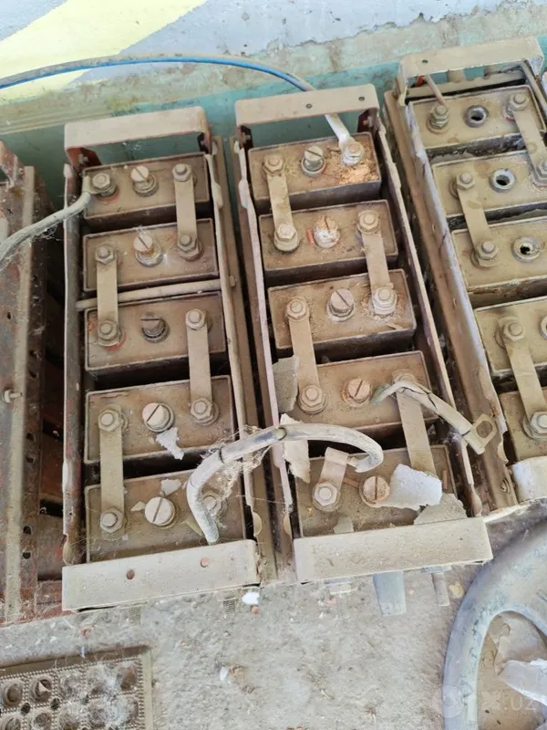 Продам аккумулятор 2