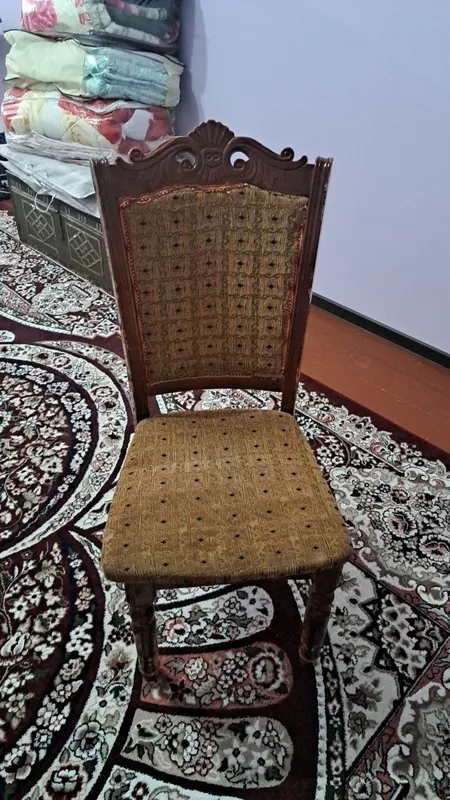 20 дана агаш стул сатылады