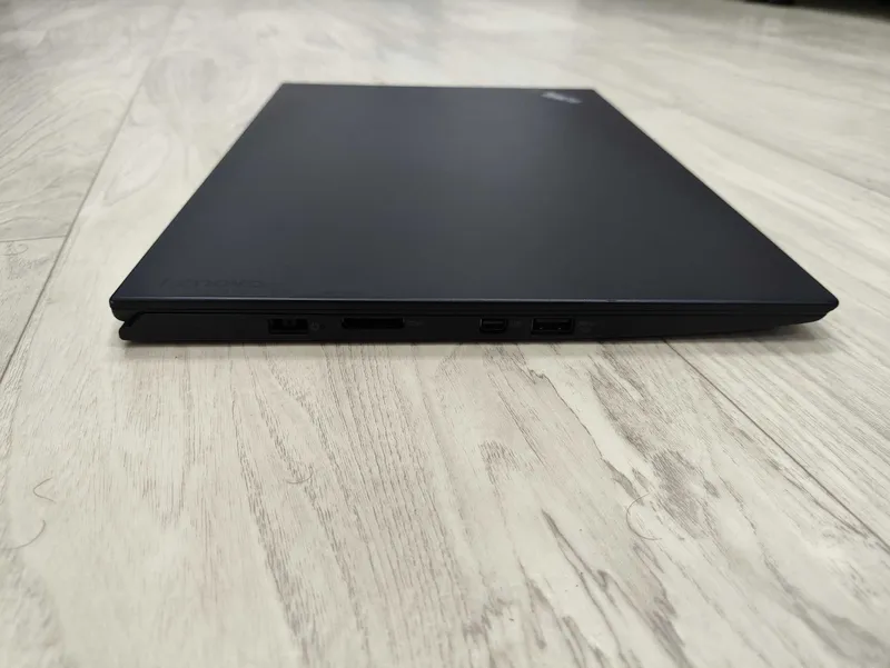 Lenovo ThinkPad X1 Carbon 4th gen — kuchli va ixcham noutbuk! 4 Lenovo ThinkPad X1 Carbon 4th gen — kuchli va ixcham noutbuk! 4
