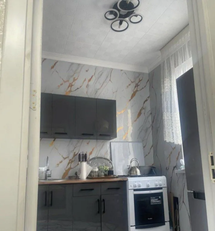 Рядом с метро «Буюк Ипак Йули», рядом с Университетом культуры 3 Рядом с метро «Буюк Ипак Йули», рядом с Университетом культуры 3