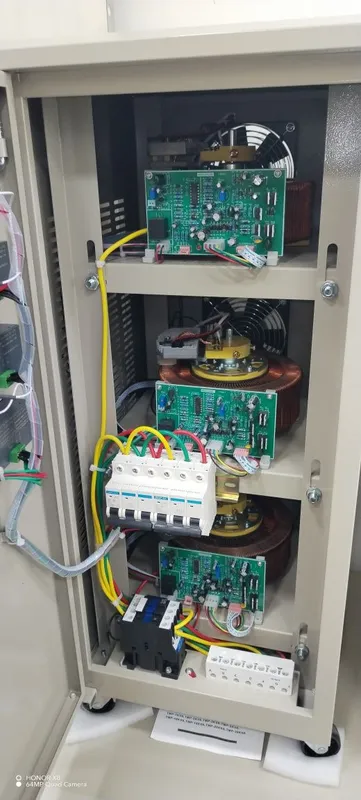 Andeli SVC 10 kva 3 faza 310 y.e. Стабилизатор напряжения — фото 2