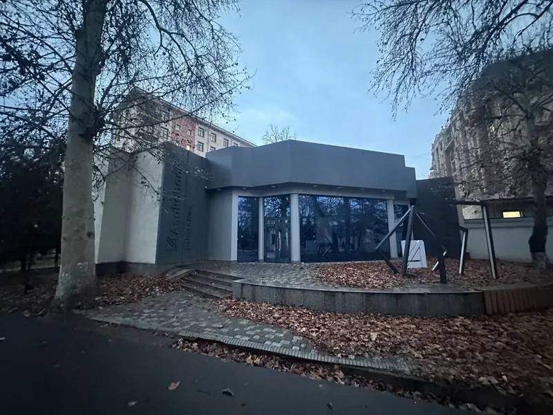 Сдается Коммерческое Помещение на Яккасарайсом районе — фото 8