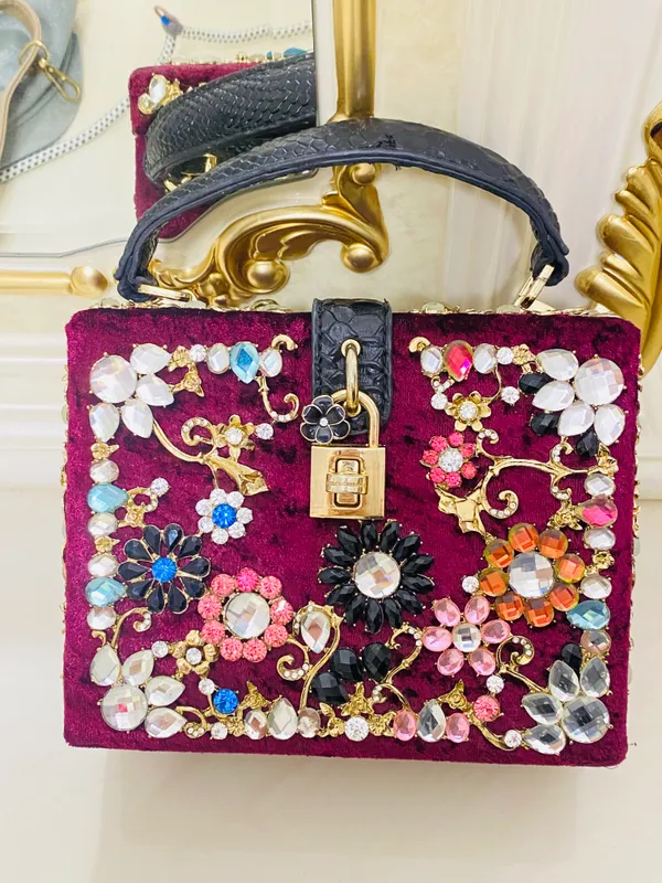 Sumochka ot dolce gabbana