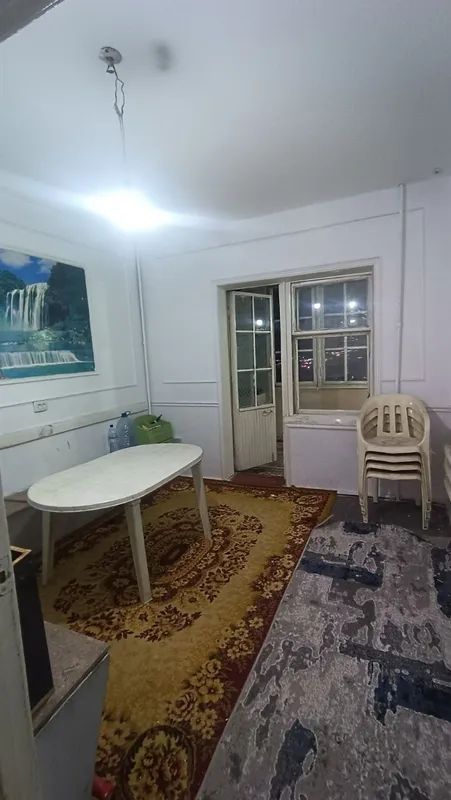 Тинчлик метро Версал Туйхона 2/5/5 60м²Арендага берилади