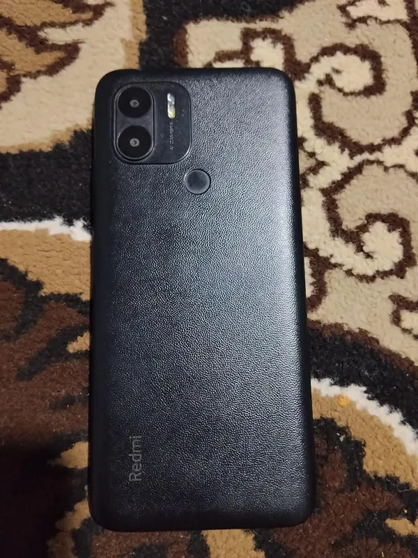 yaxshi telefon zo'r qotmaydi yaxshi