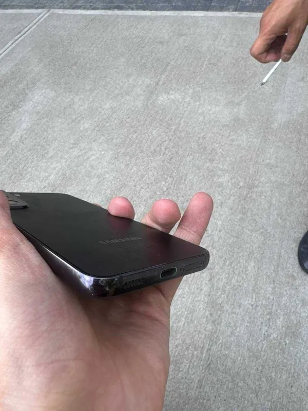 Samsung s22 black dual sim — фото 2 Samsung s22 black dual sim — фото 2
