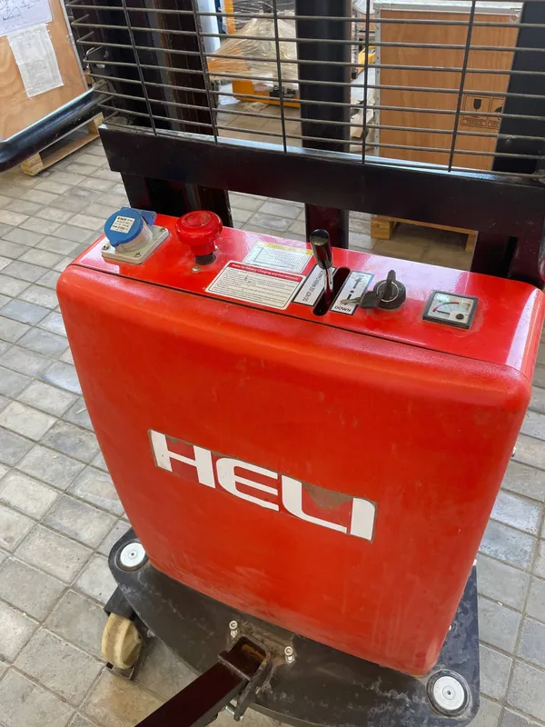Полуэлектрический Штабелер/ Shtabeler CBS15J HELI - 3.5 Metr 1.5T 5