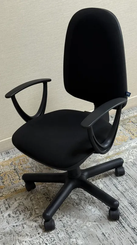 Ofis kreslosi | Qulay aylanuvchi stul