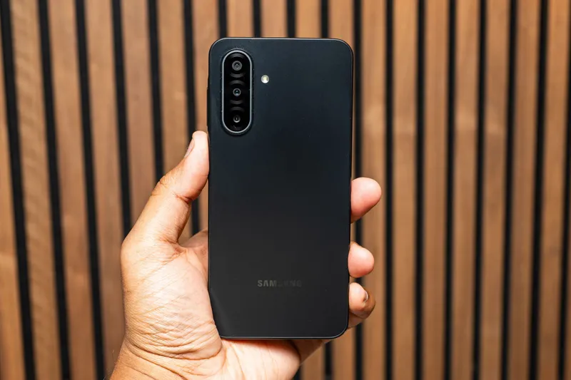 Samsung Galaxiy A 17 — фото 1