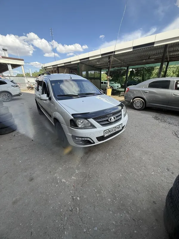 Lada largus 2013 arzon narxda sotiladi 2