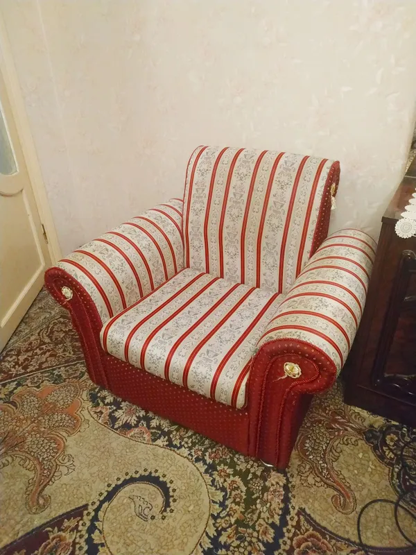 Продаётся Диван раскладной и 2 кресла. — фото 2