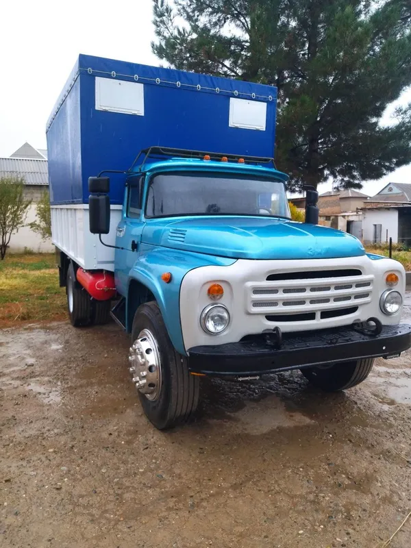 Zil 1992 yil. Hamma narsasi yangi
