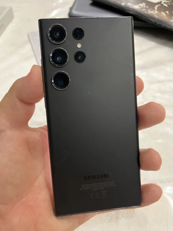 Samsung S23 Ultra 2