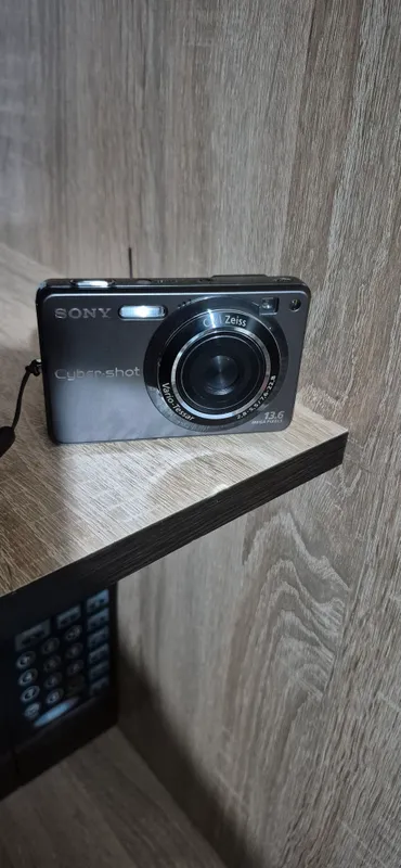 Sony Cyber shot 13.6mg Sony Cyber shot 13.6mg