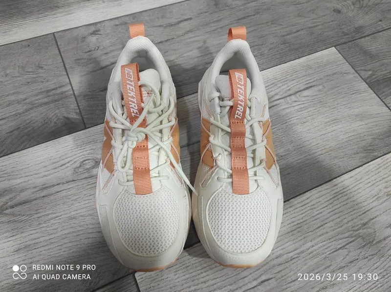 Удобные женские кроссовки New Balance — фото 4