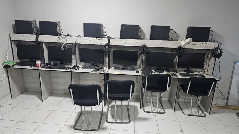 keysli kampyuter ekran 24 dyum immer