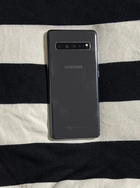 Samsung Galaxy S10 5G 2 Samsung Galaxy S10 5G 2