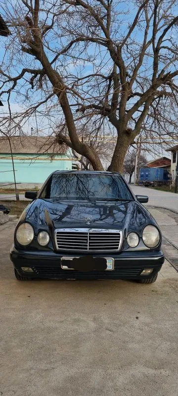 MERSEDES 210 classica