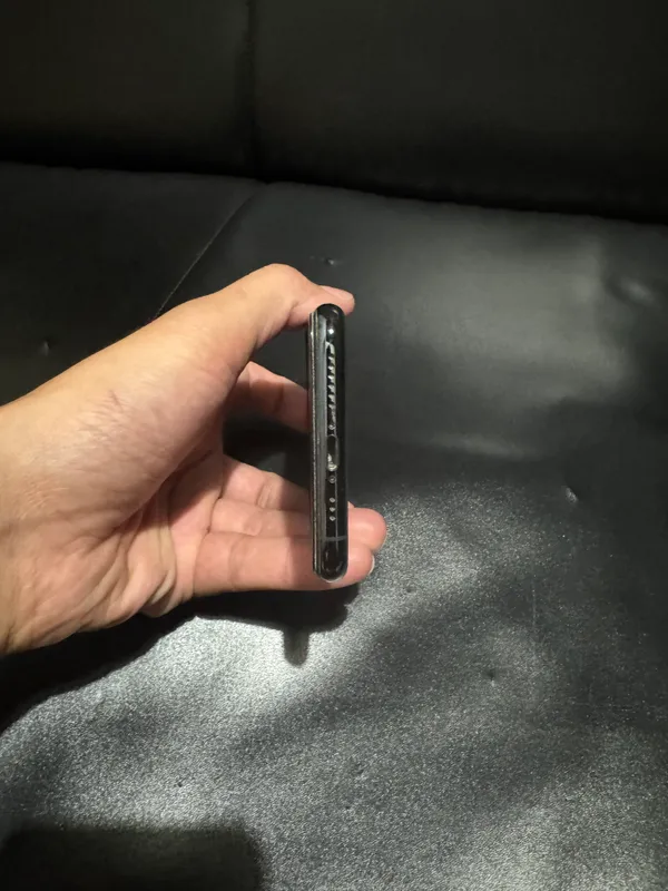 iPhone 11 Pro 64 (LL/A) 6 iPhone 11 Pro 64 (LL/A) 6