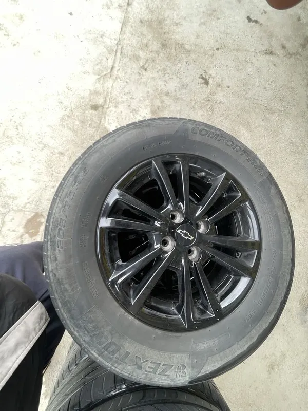 Cobalt R17 saka Vossen 1 Cobalt R17 saka Vossen 1