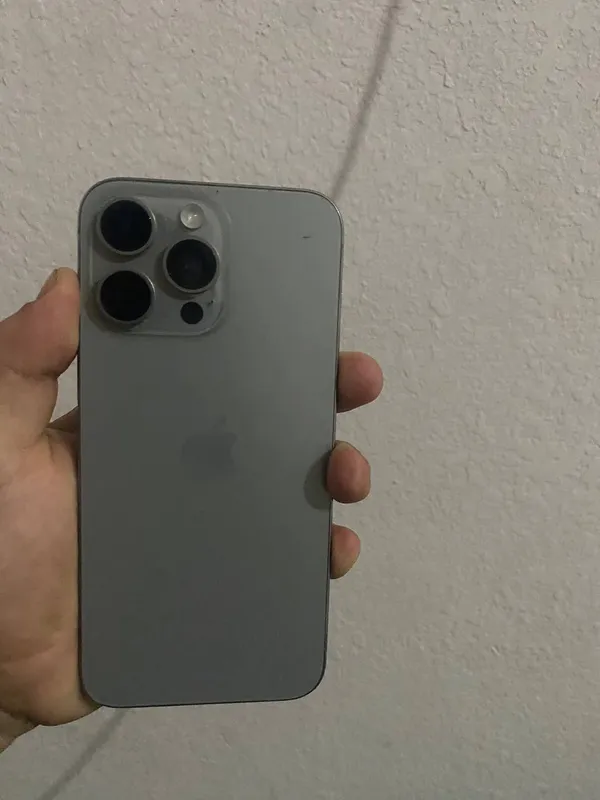 iphon 15 pro max — фото 3