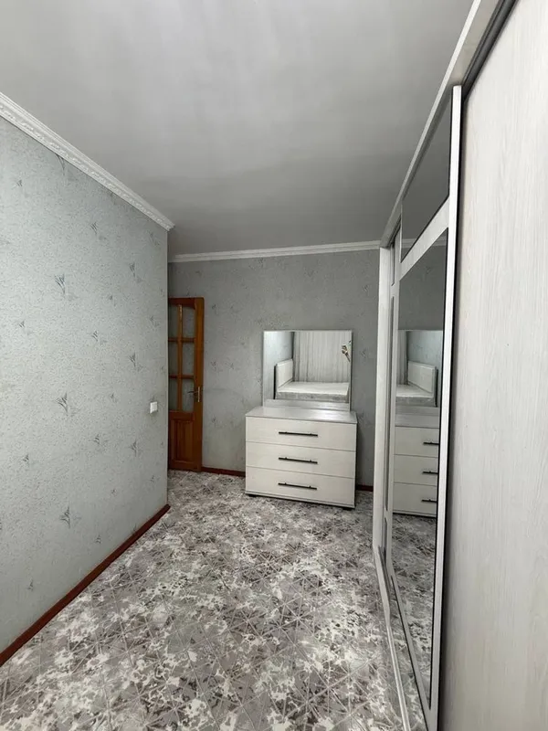 Продам 2-комнатную квартиру в Учтепе 6
