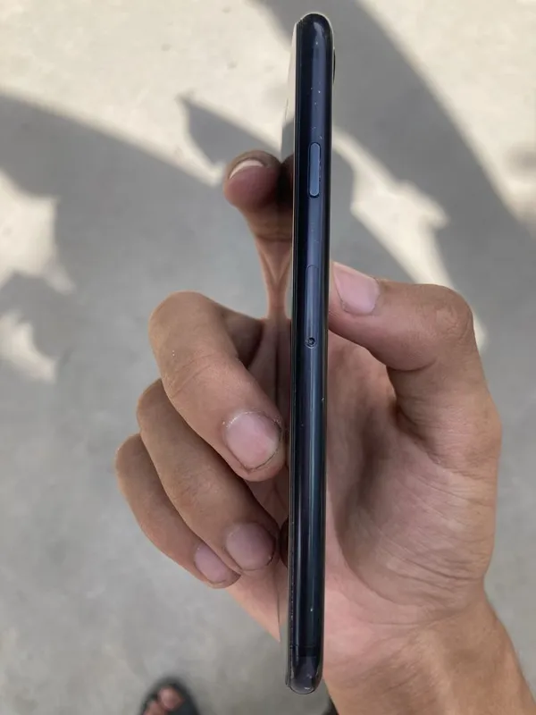 Iphone se подешевле 3