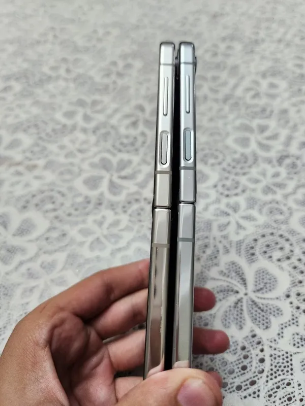 Samsung Z flip 5 8/256 go 2